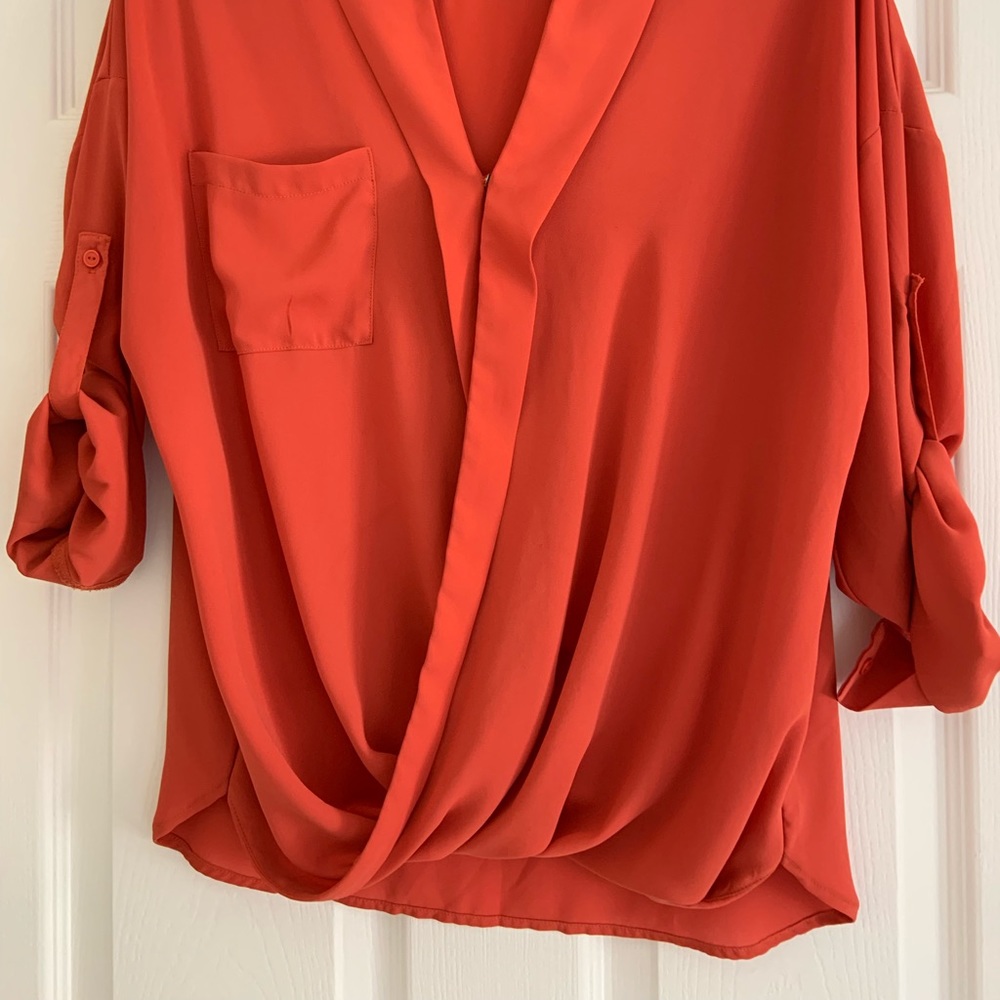 Surplice Contemporary Top - Picture 4 of 5